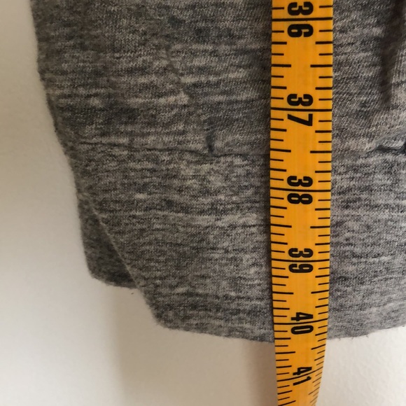 H&M•Gray Loungers - Picture 8 of 9